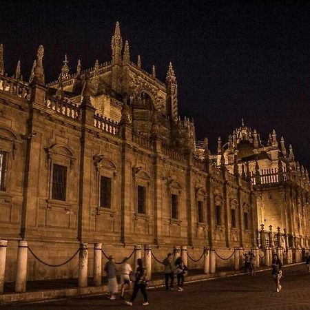Atico Con Piscina Junto Catedral De Sevilla Luaran gambar
