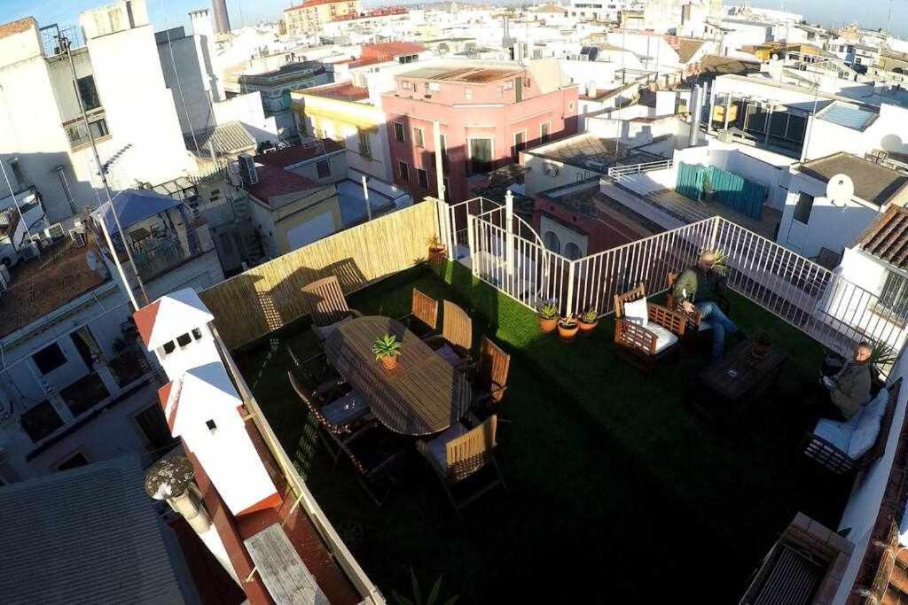 Atico Con Piscina Junto Catedral De Sevilla Luaran gambar