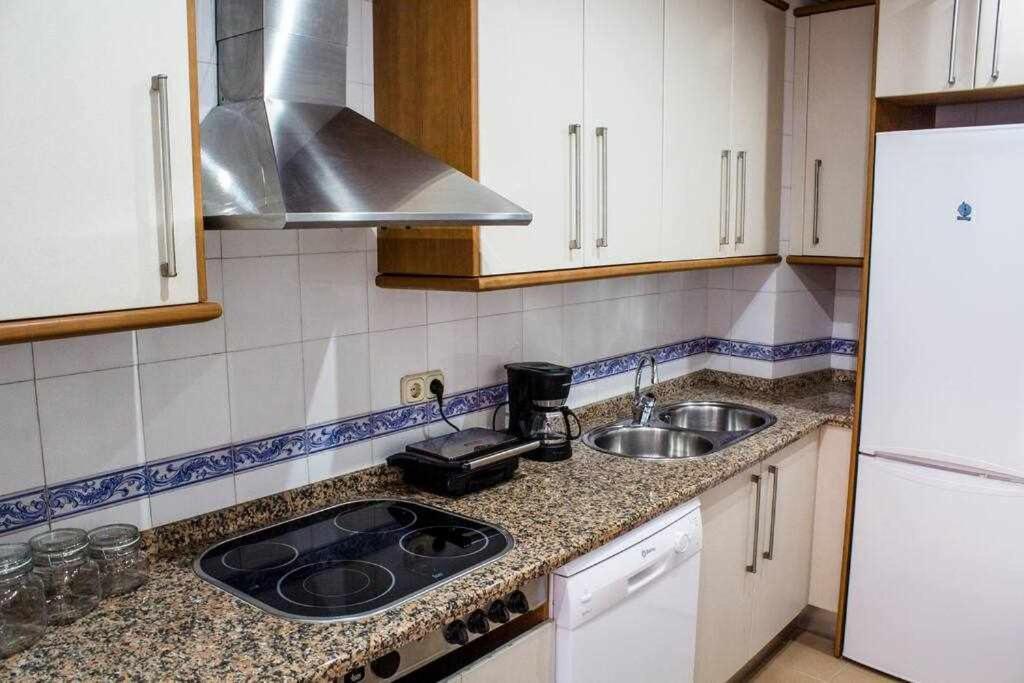 Atico Con Piscina Junto Catedral De Sevilla Luaran gambar