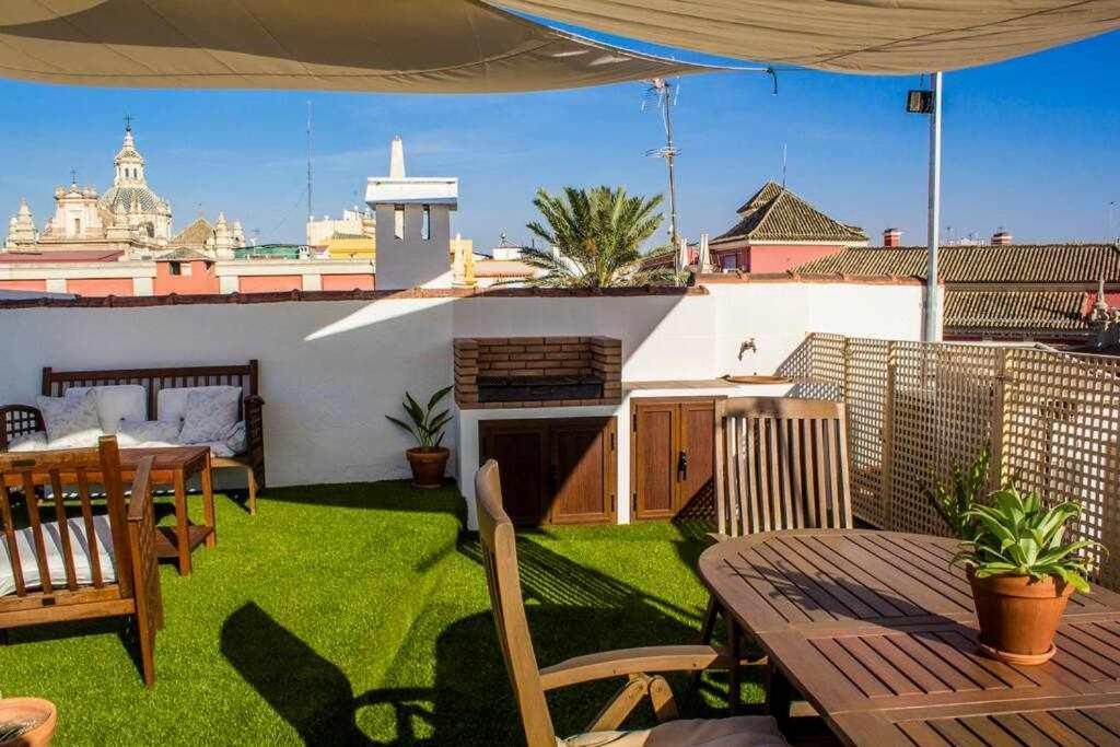 Atico Con Piscina Junto Catedral De Sevilla Luaran gambar